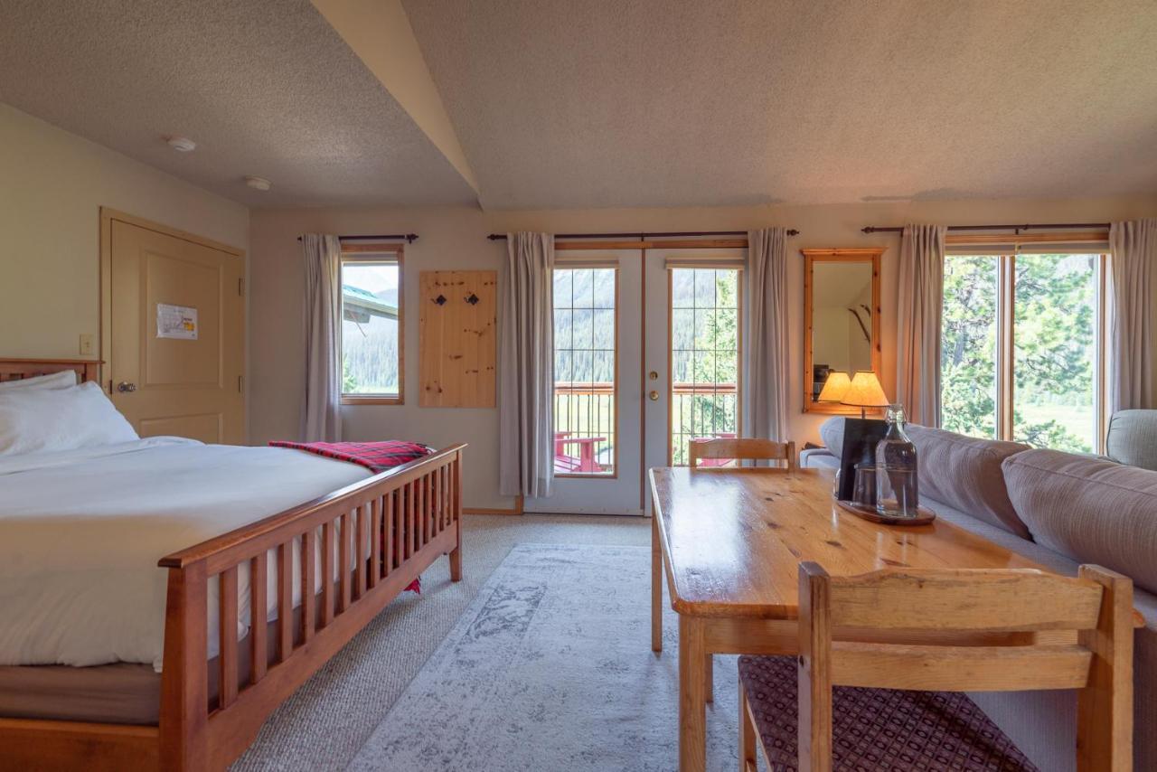 Mount Engadine Lodge Kananaskis Esterno foto